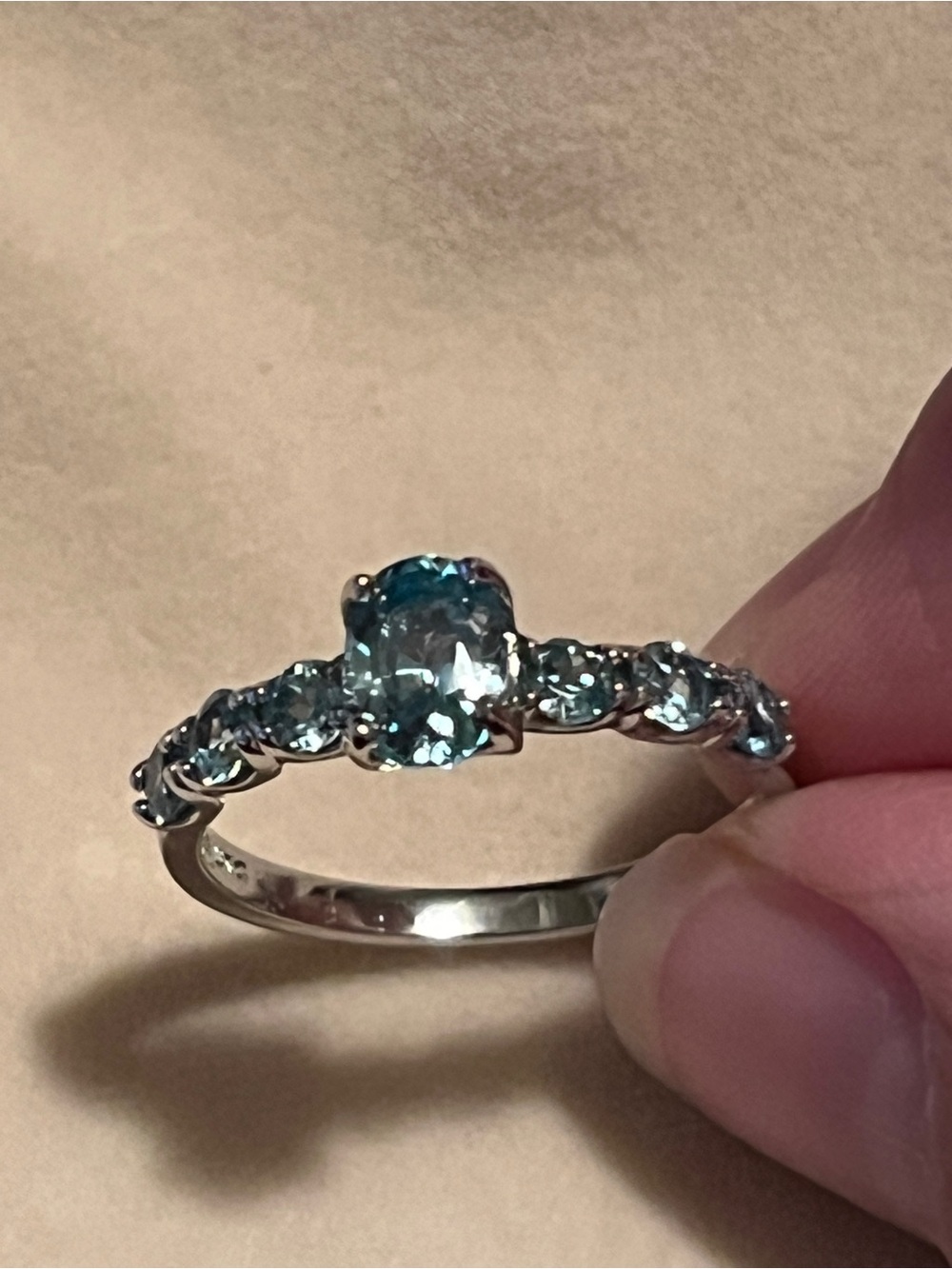 Generation Gems Matthew Foutz Exotic Oval Blue Zircon 7 Stone Ring Sz 8 NIB